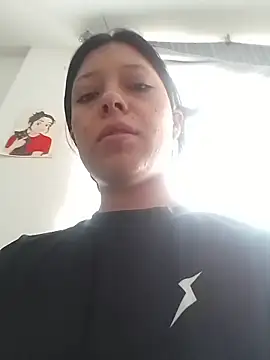 Emilybutterfly1 online show from 10-22-25, 05:56