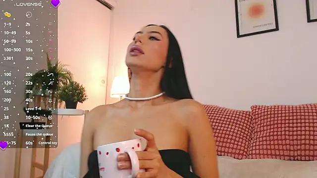 Valen ross  online show from 09-25-25, 12:03