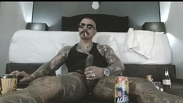 danilog515 online show from 10-08-25, 06:22