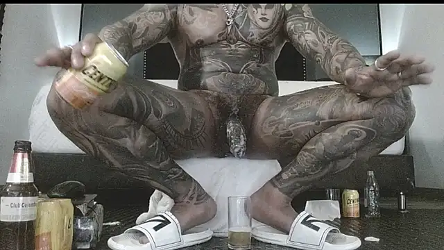 danilog515 online show from 10-16-25, 02:34