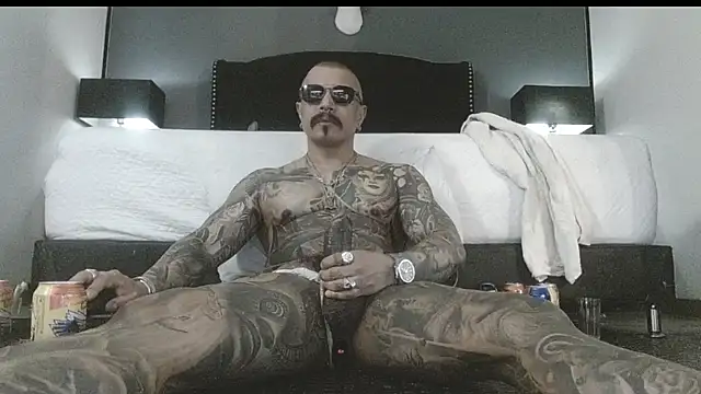 danilog515 online show from 11-09-25, 09:02