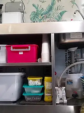 Snapshot of emiliemilf chatting on 10-22-25, 08:19 emiliemilf online show from 10-22-25, 08:19