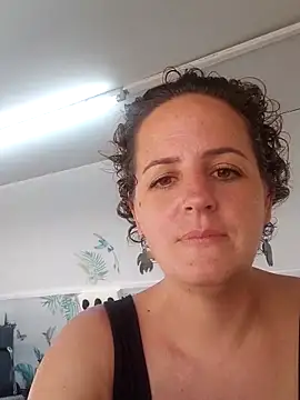 emiliemilf online show from 02-28-26, 11:28