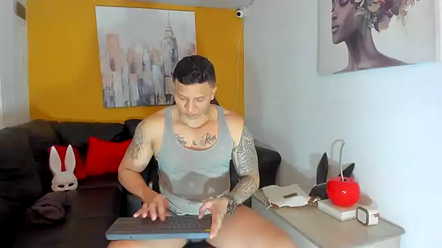 ethan dalton  online show from 10-28-25, 03:21