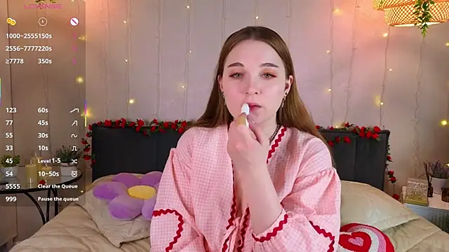 ConstanceHelms online show from 01-10-26, 05:09