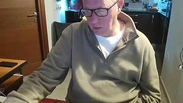 JamesBauer online show from 02-04-26, 04:29