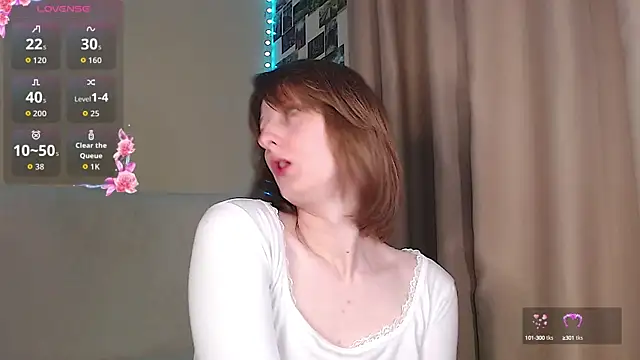 Snapshot of c0ralynx chatting on 09-16-25, 08:21 c0ralynx online show from 09-16-25, 08:21