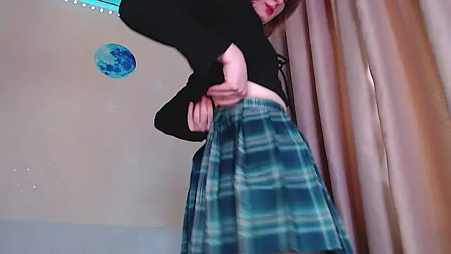 Snapshot of c0ralynx chatting on 09-17-25, 10:39 c0ralynx online show from 09-17-25, 10:39