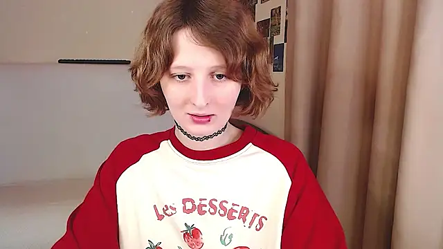 Snapshot of c0ralynx chatting on 10-28-25, 07:56 c0ralynx online show from 10-28-25, 07:56