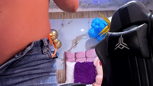 Snapshot of Nicolee19 chatting on 10-02-25, 11:17 Nicolee19 online show from 10-02-25, 11:17