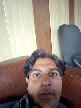 Snapshot of johnny8731 chatting on 10-20-25, 10:05 johnny8731 online show from 10-20-25, 10:05