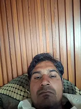 Snapshot of johnny8731 chatting on 02-20-26, 08:49 johnny8731 online show from 02-20-26, 08:49