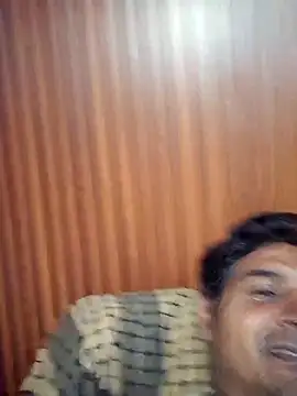 Snapshot of johnny8731 chatting on 02-25-26, 02:27 johnny8731 online show from 02-25-26, 02:27