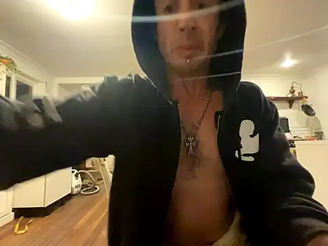 mastertittiefkr online show from 11-06-25, 10:49