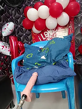 Megann 9 online show from 02-13-26, 12:45