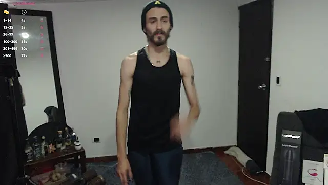 Snapshot of Aaron_malikk chatting on 10-25-25, 07:19 Aaron malikk online show from 10-25-25, 07:19