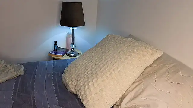 haku kanjy online show from 10-26-25, 12:38