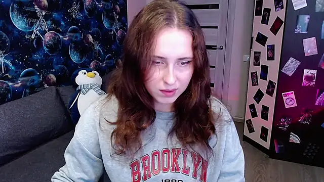 BarbiePieer online show from 10-15-25, 05:18