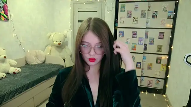 GinnyBlacky online show from 10-10-25, 07:24