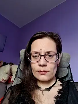 Snapshot of MilanaPure chatting on 10-13-25, 10:26 MilanaPure online show from 10-13-25, 10:26