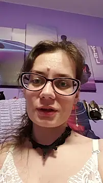 Snapshot of MilanaPure chatting on 10-29-25, 08:10 MilanaPure online show from 10-29-25, 08:10