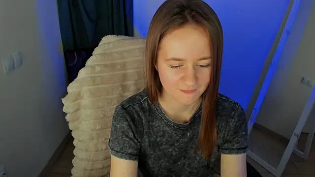 Catherine e online show from 12-04-25, 08:17