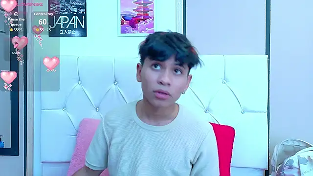 Snapshot of Ethan_Westt chatting on 11-17-25, 08:14 Ethan Westt online show from 11-17-25, 08:14