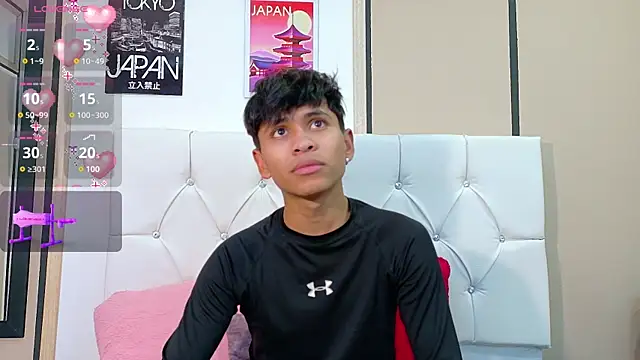 Snapshot of Ethan_Westt chatting on 11-19-25, 09:37 Ethan Westt online show from 11-19-25, 09:37