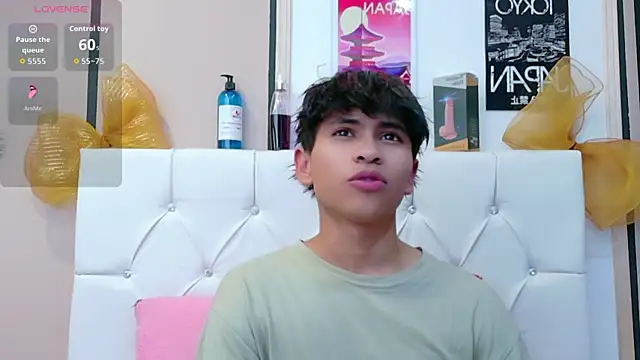 Snapshot of Ethan_Westt chatting on 12-16-25, 09:31 Ethan Westt online show from 12-16-25, 09:31