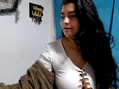 AlanaHotxx online show from 12-21-25, 07:26