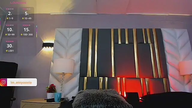 Snapshot of SaraJonness chatting on 09-30-25, 12:54 SaraJonness online show from 09-30-25, 12:54