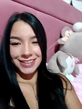 adrianagilton online show from 10-05-25, 09:24