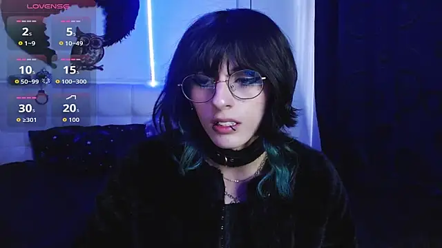 goth minerva online show from 09-17-25, 01:46