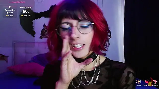 goth minerva online show from 10-07-25, 01:52