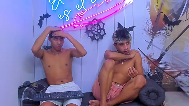Meneaterss online show from 10-06-25, 11:18