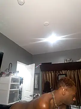 ItsBarbieBitcxxxx69 online show from 12-15-25, 04:00