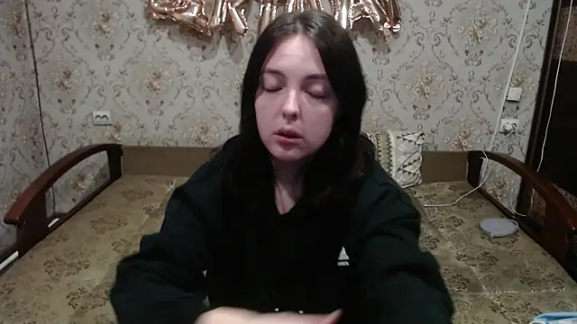 Snapshot of Soffia_XO chatting on 10-26-25, 06:25 Soffia XO online show from 10-26-25, 06:25