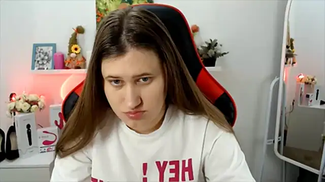 Lucky Lana online show from 11-28-25, 02:58