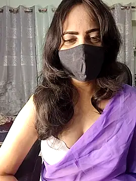 Snapshot of dimple1312 chatting on 06-17-26, 05:14 dimple1312 online show from 06-17-26, 05:14