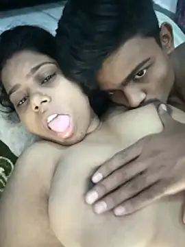 Snapshot of Mis_jay chatting on 10-24-25, 08:44 Mis jay online show from 10-24-25, 08:44