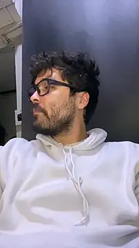 Freakydrag online show from 11-13-25, 08:24