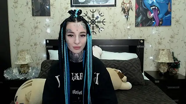 Snapshot of Velvetbat chatting on 12-18-25, 07:14 Velvetbat online show from 12-18-25, 07:14