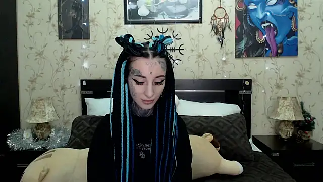 Snapshot of Velvetbat chatting on 12-19-25, 07:04 Velvetbat online show from 12-19-25, 07:04