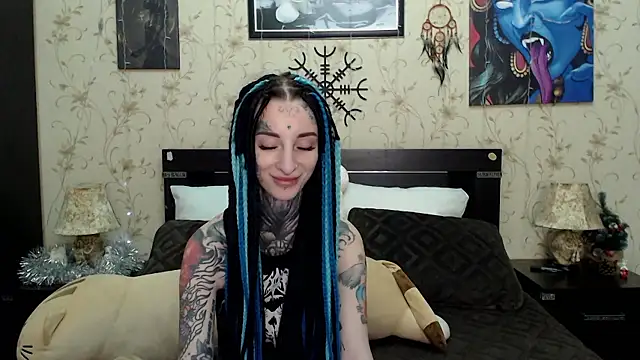 Snapshot of Velvetbat chatting on 01-11-26, 06:29 Velvetbat online show from 01-11-26, 06:29