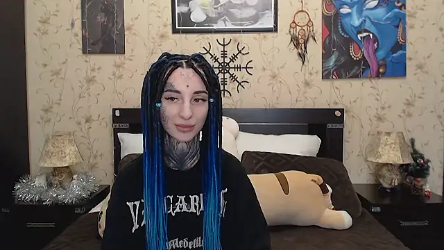 Snapshot of Velvetbat chatting on 01-15-26, 07:24 Velvetbat online show from 01-15-26, 07:24