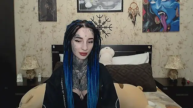 Snapshot of Velvetbat chatting on 02-14-26, 06:21 Velvetbat online show from 02-14-26, 06:21