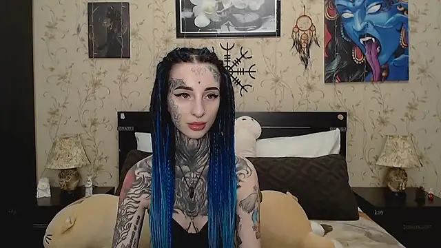 Snapshot of Velvetbat chatting on 02-15-26, 07:05 Velvetbat online show from 02-15-26, 07:05