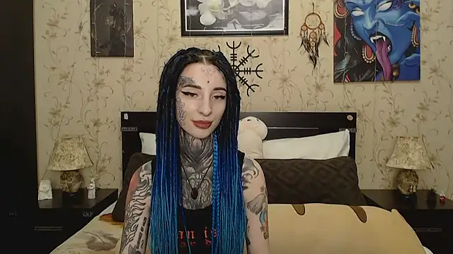 Snapshot of Velvetbat chatting on 02-16-26, 07:04 Velvetbat online show from 02-16-26, 07:04