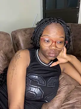 YummyMelanin117 online show from 02-06-26, 12:04