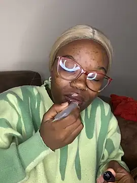 YummyMelanin117 online show from 02-23-26, 09:01